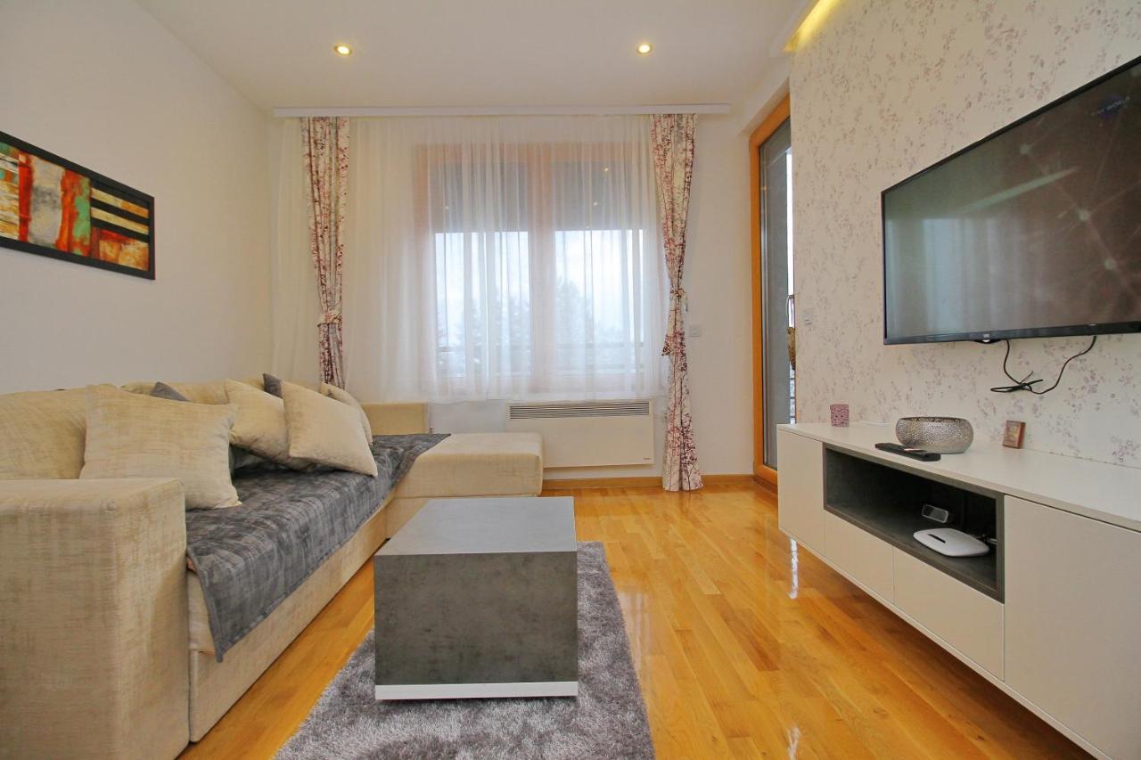 Binis Apartment Zlatibor Ngoại thất bức ảnh